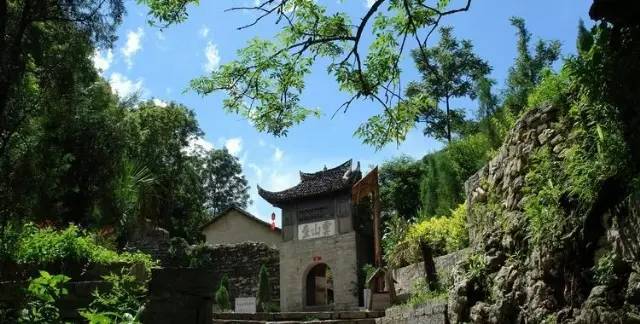 贵州旅游“美食景点”介绍