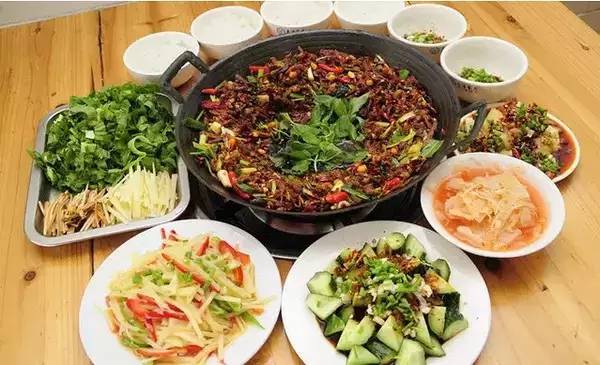 贵州旅游“美食景点”介绍