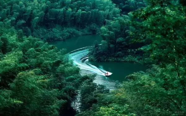 贵州旅游“美食景点”介绍